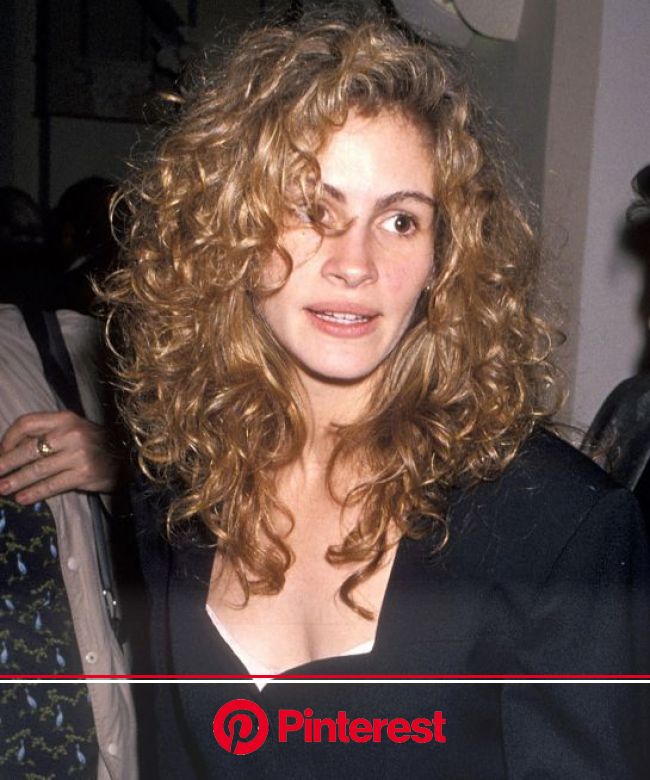 You Won't Believe How Much Julia Roberts Has Changed | Curly hair photos, Curly hair with bangs, Long curly hair